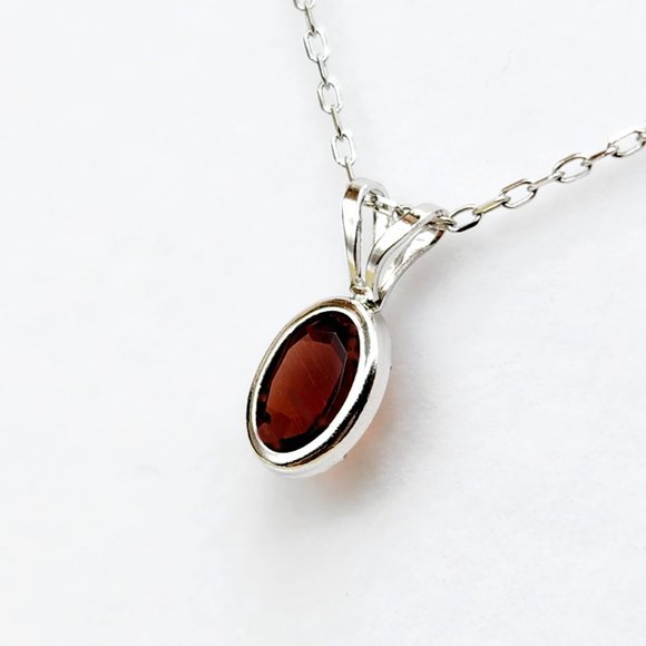 14K White Gold Garnet 7x5mm Pendant - Picture 3 of 10